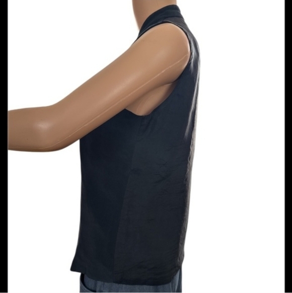 CLIO Black Sleeveless Top with Gold Buttons size small Black Sleeveless Top - Picture 3 of 6